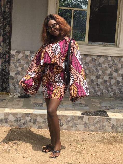 Ankara Crop Top And Skirt Two Pieces, Ankara Tops 2023, Top And Skirt Outfit Ankara, Crop Top And Skirt Ankara Styles, Crop Top Ankara Styles, Top And Skirt Ankara Styles, Ankara Top And Skirt Styles, Ankara Crop Top And Skirt High Waist, Short Skirt And Top Ankara Styles