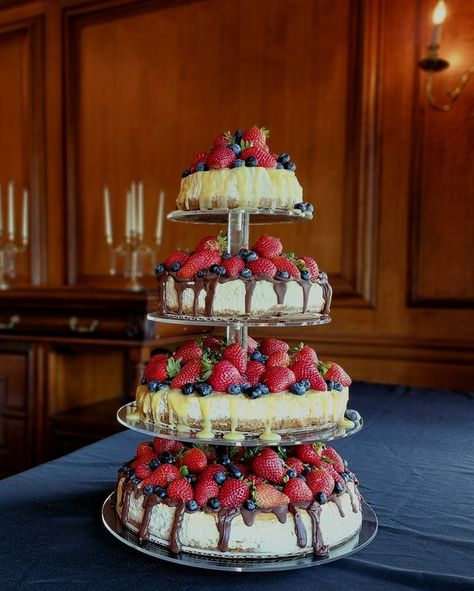 Tiered Cheesecake Wedding, Wedding Cheesecake Display, Cheesecake For Wedding, Wedding Cheesecake Ideas, Cheesecake Wedding Cake Ideas, Costco Cheesecake, Tiered Cheesecake, Wedding Cheesecakes, Cheesecake Wedding