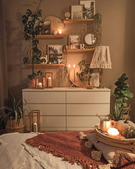 Redecorate Bedroom, Cozy Room Decor, Apartment Decor Inspiration, Dream Room Inspiration, Room Makeover Bedroom, Room Makeover Inspiration, Apartment Inspiration, Cozy Room, Room Inspiration Bedroom