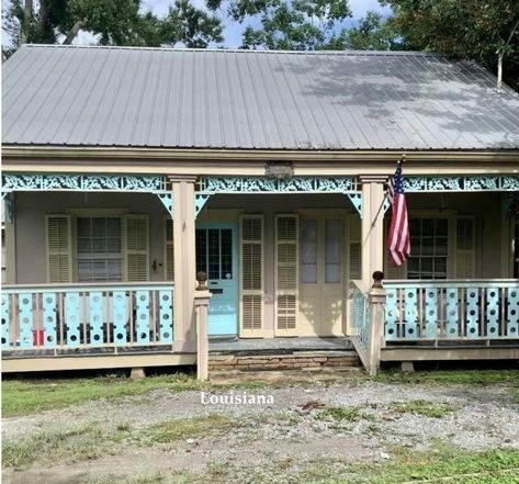 Cheapish Louisiana Creole Cottage For Sale Under $157K - Old Houses Under $50K French Creole Decor, Creole Cottage Interior, Creole Cottage House Plans, Cajun Cottage, Louisiana Creole, Creole Cottage, French Creole, Louvered Shutters, Front Facade