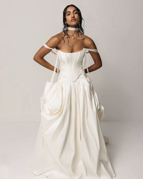 Wedding • Instagram Modern Bridal Gowns, Alta Moda Bridal, Bridal Corset, Boutique Couture, Designer Bridal Gowns, Custom Wedding Dress, Wedding Dress Couture, Modern Bridal, Wedding Dress Trends