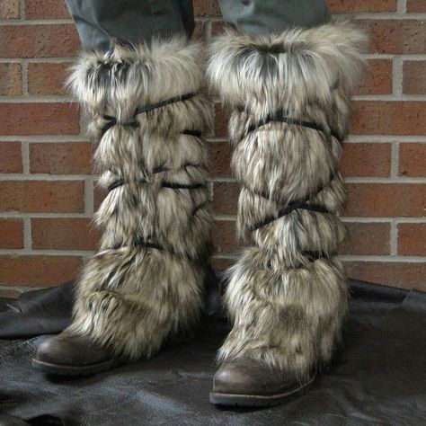 Fur leggings, boot covers, medieval, viking, barbarian costume.  Made and sold by folkofthewood on etsy Fur Leggings, Barbarian Costume, Vikings Halloween, Costume Viking, Boot Covers, Viking Costume, Viking Wedding, Viking Clothing, Samana