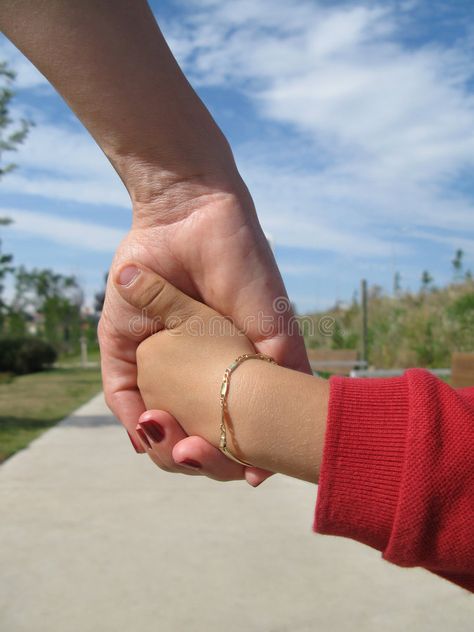 Children Holding Hands, Giving Hands, Girls Holding Hands, Open Adoption, Foster Care Adoption, Family Summer, Children Learning, Magic Moments, Hand Pictures