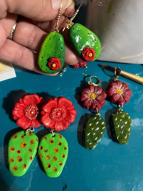 Mexican Inspired Earrings, Mexican Style Clay Earrings, Mexican Polymer Clay, Mexican Polymer Clay Earrings, Clay Earrings Diy Ideas, Mexico Accessories, Jewelry Mexican, Clay Accessories, Mexican Earrings