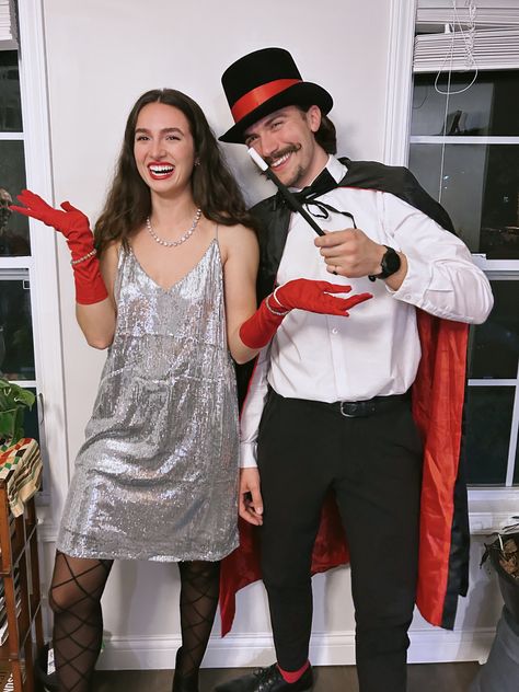 Magician Costume Man, Magician Assistant, Magicians Assistant, Magician Costume, Duo Costumes, Couples Costume, Costumes Ideas, Couples Costumes, Mens Costumes