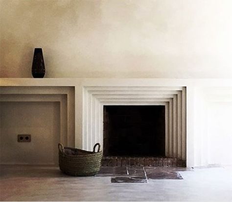 Minimalist Fireplace | Ramon Llull Design Camino, Minimalist Fireplace, Material Things, Hus Inspiration, Home Fireplace, Modern Fireplace, Fireplace Wall, Decor Minimalist, Fireplace Design