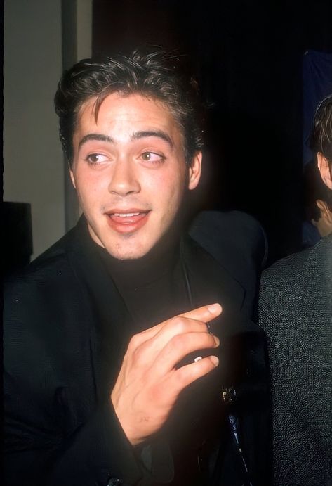 Robert Downey Jnr, Matthew Lawrence, Toni Stark, 90s Actors, Robert Downey Jr., Robert Downey Jr Iron Man, 90s Men, Man Thing Marvel, Marvel Actors