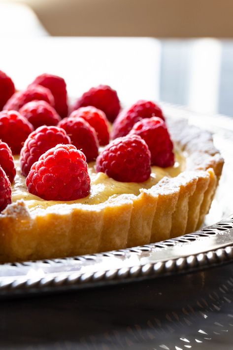 French Raspberry Tart Recipe (Tarte aux Framboises) - Mediterranean Taste Raspberry Tart Recipe, Tart Crust Recipe, Butter Puff Pastry, Pastry Cream Filling, Best Thanksgiving Side Dishes, Raspberry Tart, Raspberry Tarts, Puff Pastry Dough, Fresh Raspberries