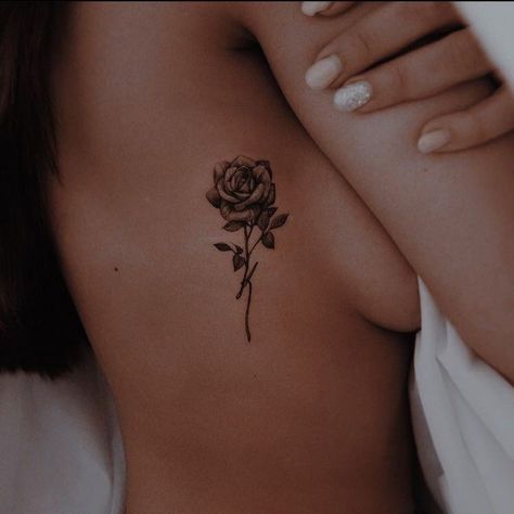 Tattoos Down Side Of Body Ribs, Rib Rose Tattoos For Women, Cute Ribcage Tattoos For Women, Side Rose Tattoo, Damaged Tattoo Ideas, Rose Side Tattoo, Rose Tattoo On Ribs, Tattoo Ideas Angel Wings, Tattoo Ideas Side Ribs