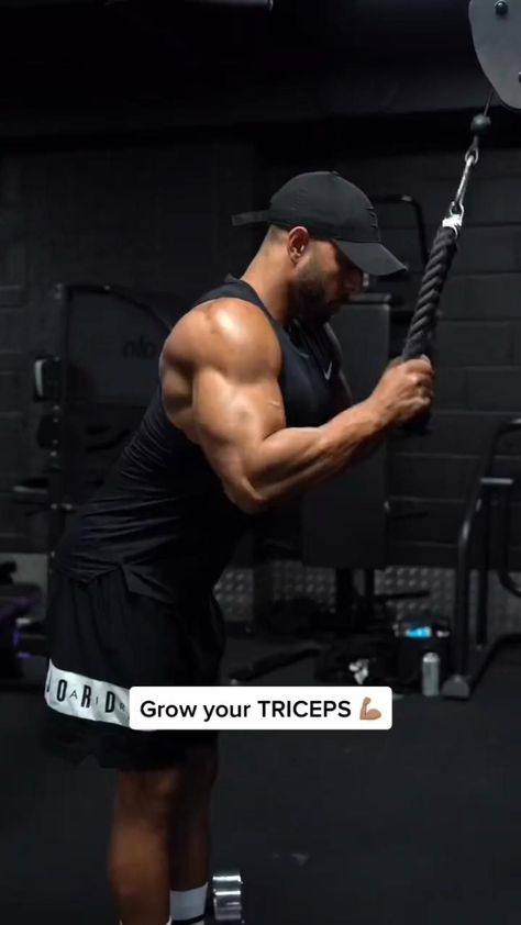 💪 Ready to level up? Tap the link for more! 😗😙 Tricep Workout Gym, Tricep Workouts, Triceps Exercises, Skull Crushers, Bicep And Tricep Workout, Gym Workout Guide, Bodybuilding Workouts Routines, Gym Workout Planner, Arm Workouts