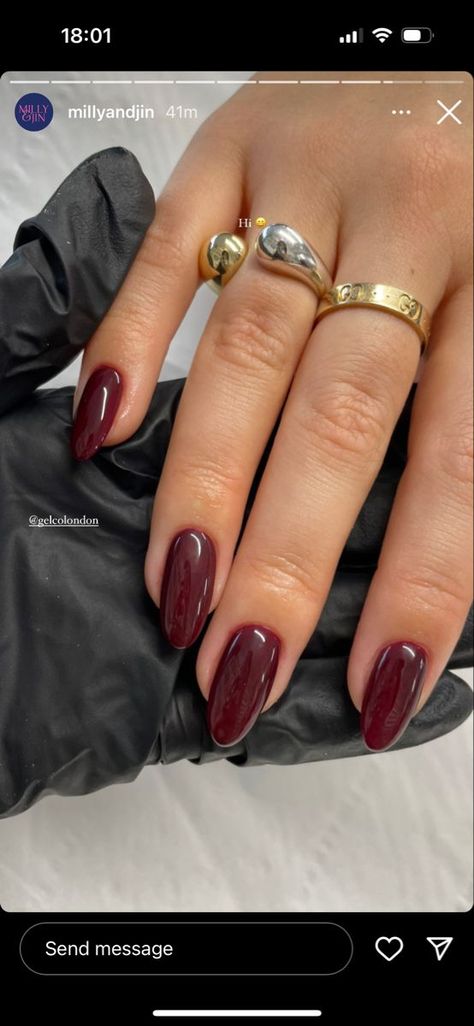 Red Autumnal Nails, Solid Nail Colors Fall, Fall Nails Burgundy Oval, Burgundy Almond Shaped Nails, Lincoln Park After Dark Opi Almond Nails, Oval Burgundy Nails, Wine Red Oval Nails, Autumn 24 Nails, One Color Fall Nails