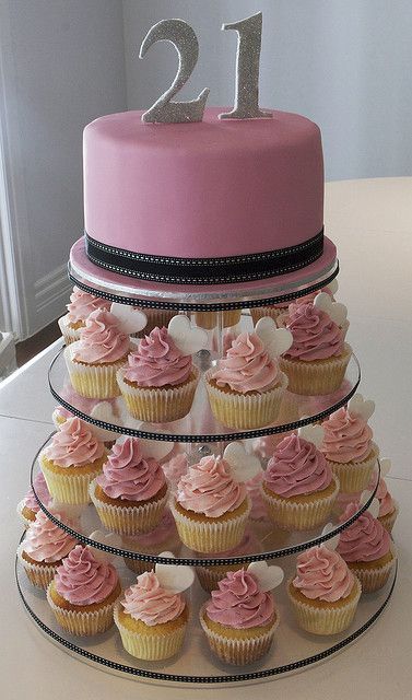 Birthday Cupcake Cake Ideas, Cupcake Cake Ideas, 21st Birthday Cake For Girls, 21st Birthday Cupcakes, 21st Birthday Girl, Birthday 21st, 21st Bday Ideas, Bar A Bonbon, 21st Cake