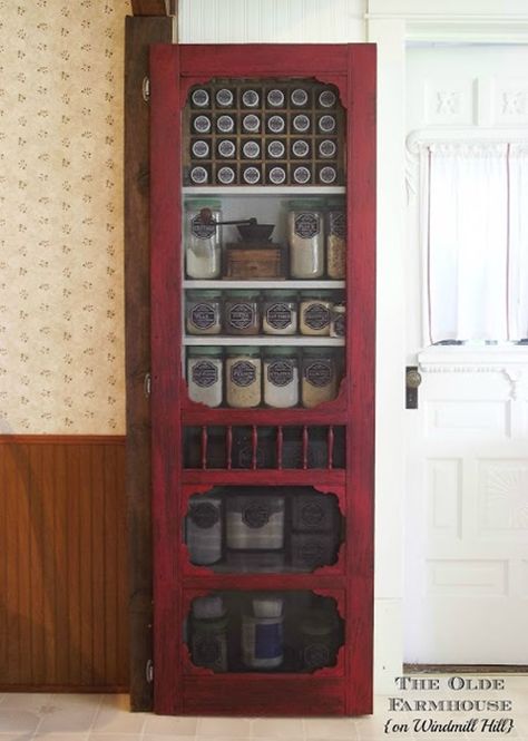 Pantry door Red Cabinet, Old Door Projects, Old Screen Doors, Wooden Screen Door, Diy Screen Door, Farmhouse Pantry, Doors Repurposed, Diy Pantry, Wooden Screen