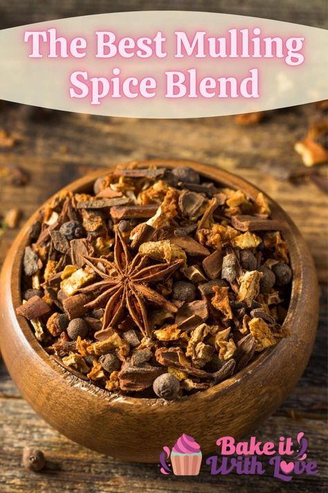 This homemade mulling spices blend is perfect for keeping you warm during the cooler months! Mulled Wine Gift Diy Spice Mixes, Homemade Mulling Spice Recipe, Mulling Spices Gift, Mulled Wine Gift, Mulled Cider Spices, Vanilla Bean Recipes, Apple Banana Bread, Diy Spice Mix, Mulled Wine Spices