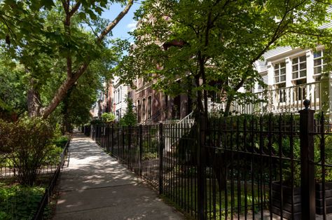 Chicago Lincoln Park, Mansion Neighborhood, Chicago Brownstone, Clybourne Park, Chicago Bungalow, Nostalgic Summer, Chicago Living, Chicago Vacation, Lincoln Park Chicago