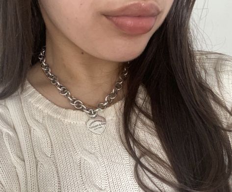 Tiffany Toggle Necklace Outfit, Tiffany Chunky Necklace, Tiffany Heart Toggle Necklace, Tiffany And Co Choker, Tiffany Toggle Necklace, Tiffany Choker, Tiffany Heart Necklace, Heart Necklace Tiffany, Tiffany Girls