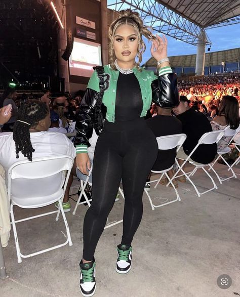 Cute Jumpsuit Outfits Black Women, Green Baddie Outfits, Green Outfit Black Woman, Bad And Boujee Outfits, Catsuit Outfit, Black Jumpsuit Outfit, Cute Outfits With Jeans, Boujee Outfits, Body Suit Outfits