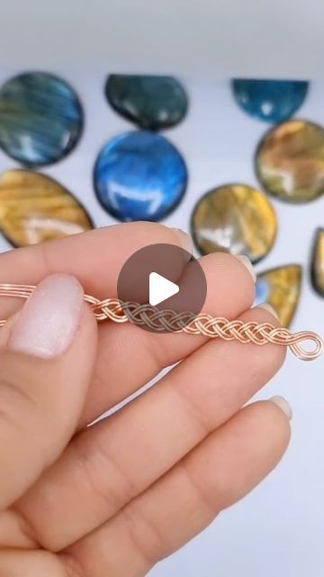 Wire Art Tutorials on Instagram: "Still my favorite braid…. You can incorporate it into bracelet designs, or just use it for a ring band. I added this braid to many pendant designs as well, have a look at them on my page.  I recommend you use 20ga (0.8 mm) wire to practice this technique, then you can make it with harder gauge as well 🥰 Have fun 😁😍😘 #wireweavingtutorials #wireweaving #jewelrymaking #jewelrymakingtips #jewelrymaker #jewelrymakers #wirewraps #wirewrapsofig" Wire Braided Bracelet, Braided Wire Bracelet Tutorial, Braided Wire Bracelet, Wire Braiding Tutorials, Braided Ring Tutorial, Wire Weaving Ring Tutorials, Wire Weaving Tutorial Free, Wirewrap Tutorial, Wire Art Tutorial