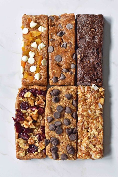 Date Granola Bars, Power Bars Recipe, Diy Granola Bars, Granola Bar Recipe Healthy, Diy Granola, Oat Balls, Energy Bars Homemade, Chocolate Granola Bars, Modern Honey