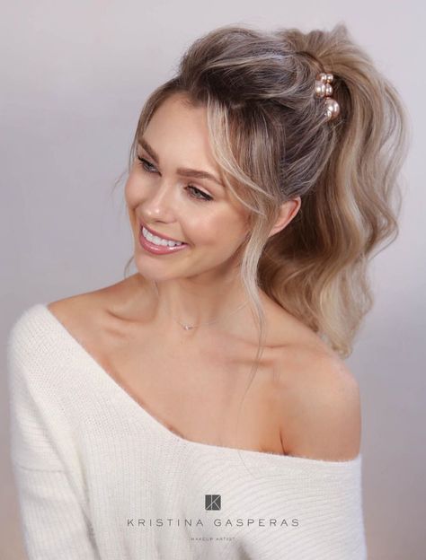 Try this amazing voluminous glam pony tail this holiday season. The perfect hairstyle for you christmas party this year. Glam ponytails are becoming a very popular style for brides too! Learn how to create this stunning hairstyle at Kristinas Gasperas online Academy. Visit www.kristinagasperas.com High Ponytail, Ponytail Hairstyles, Blonde Hair, Blonde, Hairstyles, Hair, Gold, White