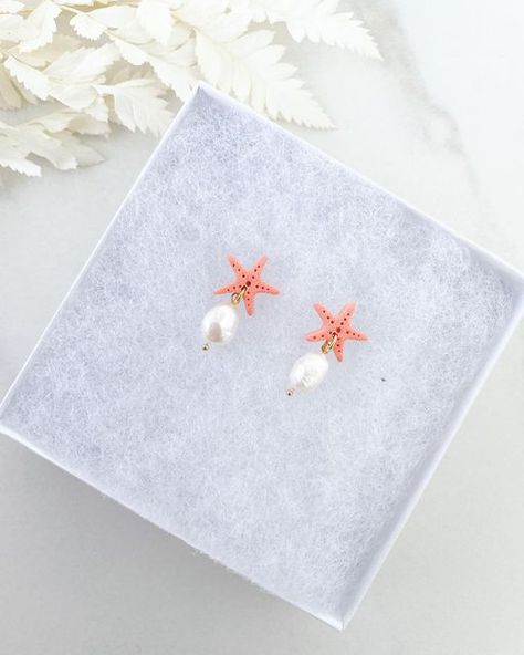 Starfish Clay Earrings, Pearl Earring Ideas, Pearl And Clay Earrings, Beachy Clay Earrings, Clay Cow, Beachy Earrings, Cow Earrings, Earring Inspo, Clay Making