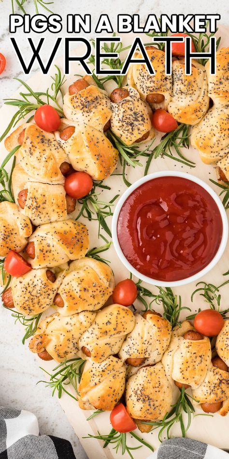 Perfect for parties! This Pigs in a Blanket Wreath is easy to make and a hit with everyone. Great for everything from holidays to game day! #BreadBoozeBacon #pisginablanket #littlesmokies #crescentrolls #fingerfood #appetizer #partyfood #superbowl #christmas #newyearseve Pigs In A Blanket Party Platter, Perfect Party Finger Foods, Sausage Roll Wreath Christmas, Pig In A Blanket Wreath Christmas, Pigs In A Blanket Recipe Christmas, Snacks For Christmas Eve, Crescent Christmas Wreath, Pig In The Blanket Recipe Crescent Rolls, Pigs In A Blanket Appetizer