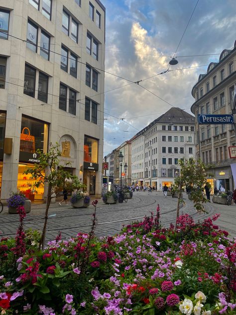 munich old town in germany. european old city architecture aesthetic. big city with tram Homes In Germany, Munich Old Town, European Cities Aesthetic, German Town Aesthetic, Travel Germany Aesthetic, Eurostar Aesthetic, Germany Munich Aesthetic, Travel Aesthetic Germany, Munich Germany Photography