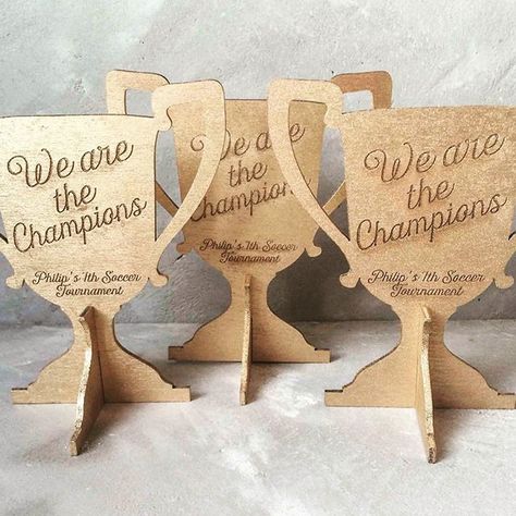 Wooden trophies for party favors. #personalized #soccerparty #partyandcogr #boysparty #partyfavors Wooden Award, Soccer Birthday Parties, Woodworking Tools Workshop, Trophies And Medals, Wooden Toys Plans, Trophy Design, Laser Art, Cnc Projects, Laser Cut Wood