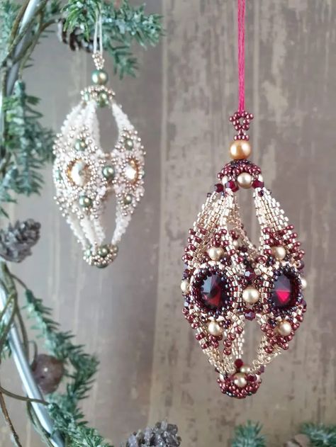 Christmas Ornament Tutorial, Beaded Ornaments Diy, Beaded Christmas Decorations, Beaded Ornament Covers, Christmas Cones, Christmas Angel Ornaments, Holiday Beading, Ornament Diy, Ornament Tutorial