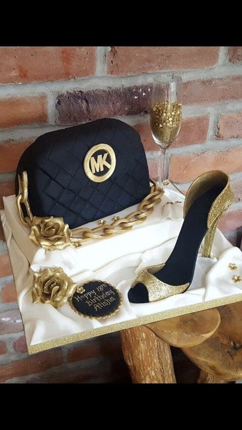 Bag Cakes For Women, Purse Cakes Ideas Birthday, Elegant Birthday Cakes For Ladies, Bag Cake Design, Michael Kors Cake, Birthday Cake For Women, Bag Cakes, Cake For Women, Shoes Cake