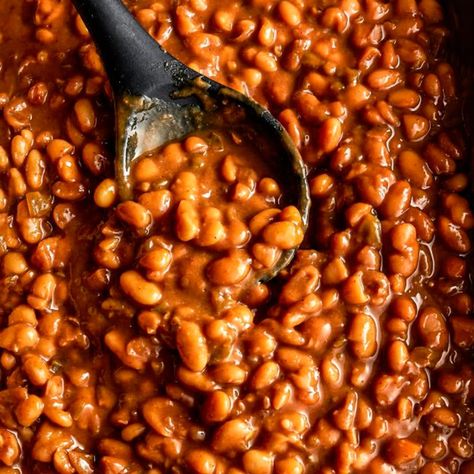 Maple baked beans | Recipes | WW USA Beans Healthy Recipes, Maple Baked Beans Recipe, Baked Beans Recipes, Maple Baked Beans, Garden Vegetable Soup, Baked Beans Recipe, Baked Bean Recipes, Vegetarian Sides, Vegetarian Side Dishes