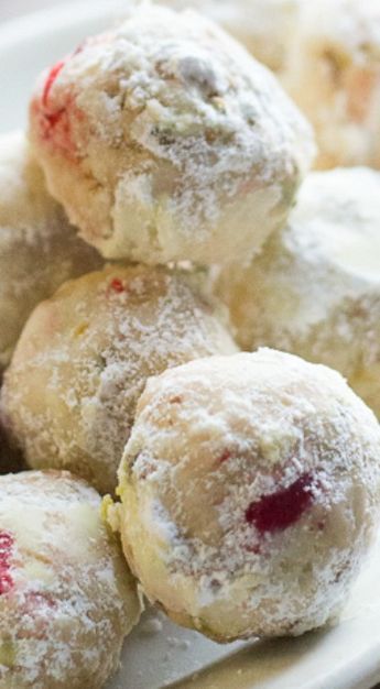 Cherry Pistachio Cherry Snowball Cookies Cherry Snowball Cookies, Food Inspiration Healthy, Cherry Pistachio, Snowball Cookies, Italian Cookies, Think Food, Christmas Cooking, Cookies Recipes Christmas, Cookie Desserts