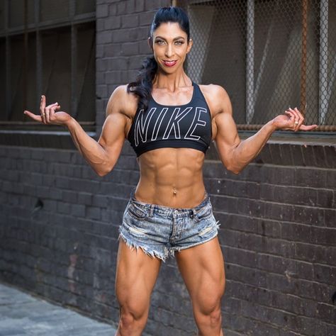 Tone Muscles Women, Ripped Body, Fitness Photos, Sport Body, Fitness Inspiration Body, Body Motivation, Muscle Girls, Fitness Models Female, Fit Chicks