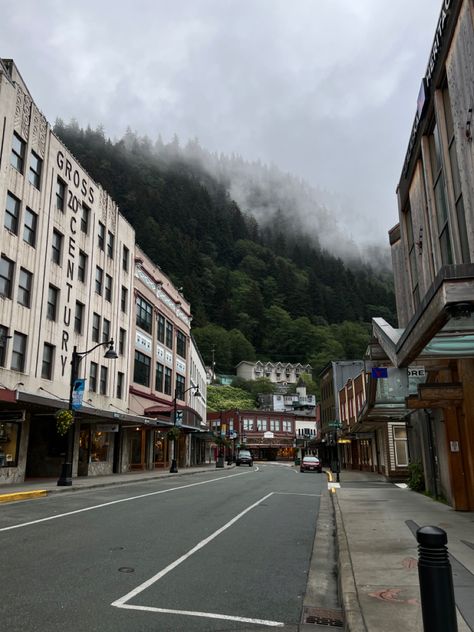 Juneau, Alaska, scenery, landscape, aesthetic, mountains, travel, nature, cruise, cruise port, city, views, ig, inspo Closet Gender Reveal, Aesthetic Mountains, Moving To Alaska, Landscape Aesthetic, Alaska Photography, Mountain Vibes, Alaska Vacation, Gender Reveal Ideas, Juneau Alaska