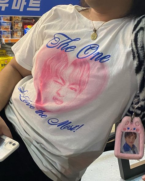 #marklee Kpop Tshirt Designs Aesthetic, Kpop Shirts Design, Kpop Tshirt Designs, Polos Aesthetic, Kaos Custom, Design Kaos, Kpop Tshirt, Silly Shirt, Kpop Shirts