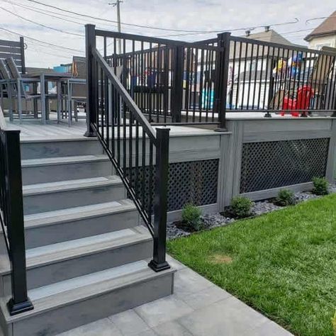 Black Lattice Deck Skirting, Close In Deck Ideas, Deck Lattice Skirting, Under Decking Ideas, Deck Side Covering Ideas, Under Deck Lattice Ideas, Back Patio Deck Ideas, Trex Deck Skirting Ideas, Modern Deck Skirting Ideas