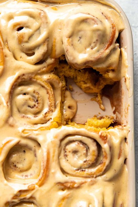 You will love these warm pumpkin cream cheese cinnamon rolls! They are perfect for fall. They boast swirls of fluffy, soft cinnamon dough with luscious, pumpkin cream cheese frosting on top. Pumpkin Cinnamon Rolls With Maple Cream Cheese Frosting, Homemade Cinnamon Rolls With Cream Cheese Frosting, Pumpkin Cinnamon Rolls With Cream Cheese Frosting, Pumpkin Cinnamon Rolls Instant Yeast, Pumpkin Apple Cinnamon Rolls, Farmhouse On Boone Pumpkin Cinnamon Rolls, Fluffy Pumpkin Cinnamon Rolls, Homemade Pumpkin Cinnamon Rolls Easy, Pumpkins Cinnamon Rolls