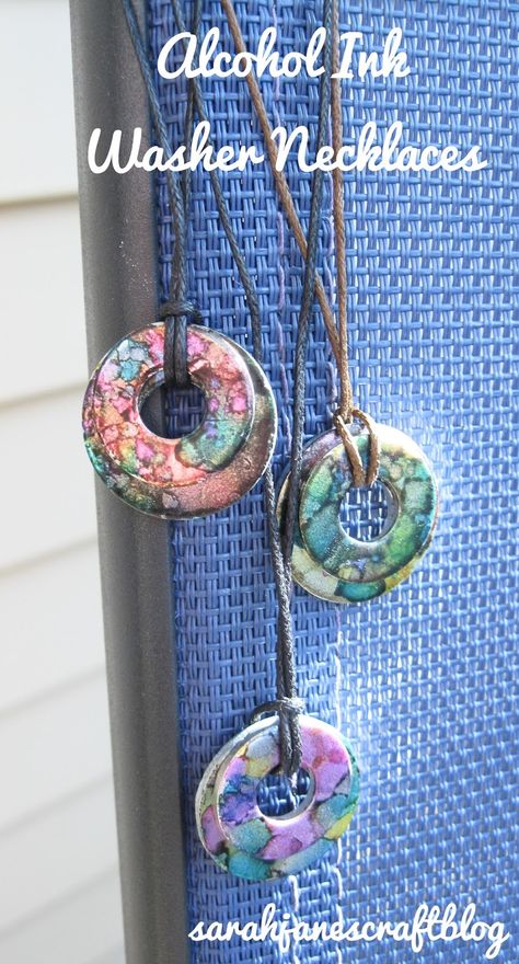 Washer Crafts, Washer Necklaces, Alcohol Ink Jewelry, Teen Girl Jewelry, Washer Jewelry, Diy Crafts For Teen Girls, Diy Crafts For Teens, Inexpensive Crafts, Alcohol Ink Crafts