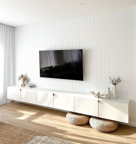 Built In Tv Cabinet, Built In Tv Wall Unit, Lounge Room Styling, Tv Units, Living Comedor, Home Design Living Room, Living Room Tv Wall, Morning Sun, Decor Home Living Room