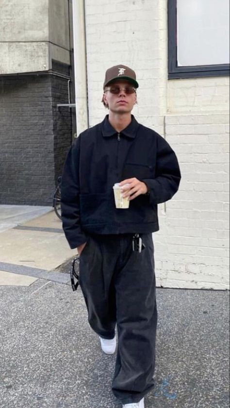 Button Ups Outfits Men, Cold Weather Fits Men, Black Loose Pants Outfit Men, Men Statement Pieces, Men’s Wide Leg Pants Outfit, Fall Outfits 2023 Men, Smart Streetwear Men, Club Fits Men, Winter Streetwear Outfits Men