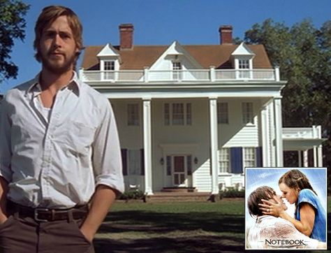 A look at the houses, sets, and filming locations from the movie "The Notebook," including Noah's white house with the blue shutters. The Notebook House, Notebook House, The Notebook 2004, Blue Shutters, Райан Гослинг, I Love Cinema, Nicholas Sparks, Rachel Mcadams, Romantic Drama