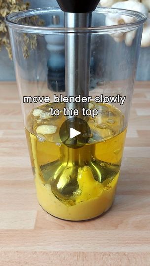 Easy Mayo Recipe, How To Make Mayo, Mayonnaise Homemade, Healthy Mayo, Fruit Punch Recipe, How To Make Mayonnaise, Egg Mayonnaise, Paleo Salads, Mayonnaise Recipe