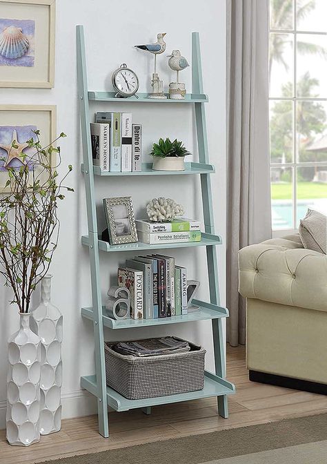 Ladder Shelf Decor, Ladder Bookshelf, Diy Casa, Quirky Home Decor, Bookshelf Decor, Decor Guide, Ladder Bookcase, Contemporary Home Decor, Easy Home Decor