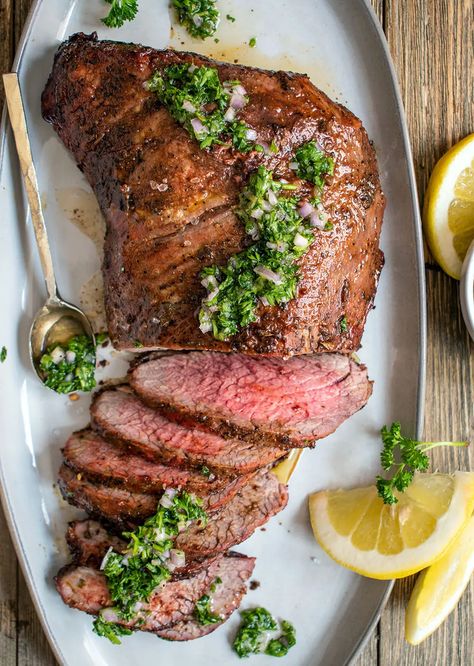 Fresh Basil Pesto Recipe, Basil Pesto Recipes, Chimichurri Recipe, Steak Rubs, Grilled Roast, Flat Iron Steak, Chimichurri Sauce, Tri Tip, Beef Tenderloin