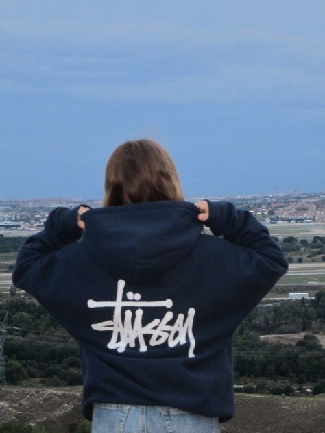 Stussy Hoodie, Custom Shoes Diy, Copenhagen Style, Stockholm Fashion, Winter Fits, Sporty Outfits, Shop Products, Hoodie Girl, Basic Outfits