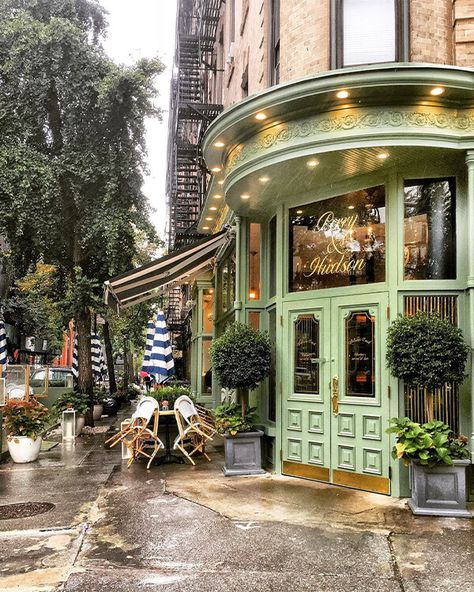 Backyard Cafe, Rainy Day Photos, Cafe Exterior, City Inspiration, Restaurant Exterior, Cute Cafe, French Cafe, Shop Fronts, West Village