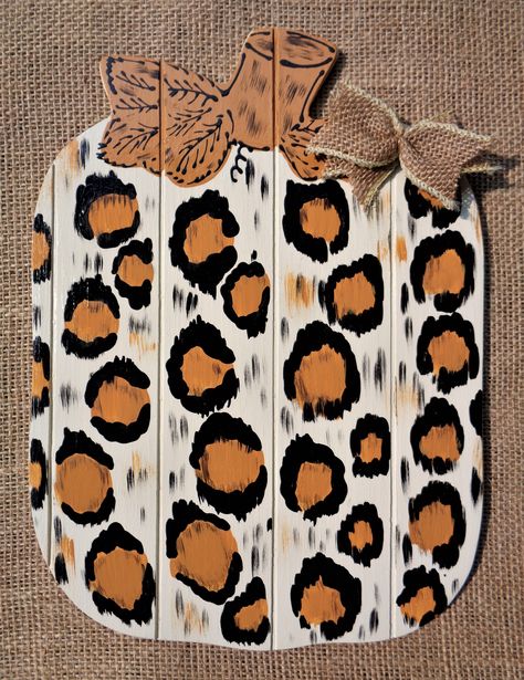 Country Wood Crafts, Leopard Print Pumpkin, Mason Jar Sign, Wooden Wreath, Art Door, Leopard Pumpkin, Door Plaque, Wooden Wreaths, Fall Door Hangers