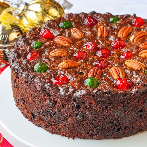 Inspired by my Newfoundland upbringing, this dark English fruitcake with roots in the UK is one of my favourite things to look forward to at Christmas. Fruit Cake Recipe With Rum, Dark Fruit Cake, Dark Fruit Cake Recipe, Fruit Cake Recipe Christmas, Fruit Cake Recipe, Kek Lapis, Rock Recipes, Fruit Cake Christmas, Fruitcake Recipes