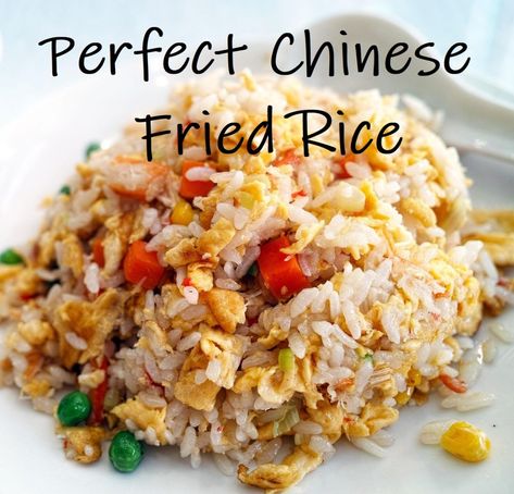 Dinner With Salmon, Rice Recipes Side, Tasty Fried Rice, Salmon Fried, Fried Rice Seasoning, Salmon Fried Rice, Easy Lunch Idea, Homemade Fried Rice, Chinese Fried Rice