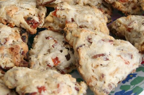 My FAVORITE scones. They’re bursting with dried apricots, big white chocolate chunks, and pecans. There’s so much delicious fillings there’s barely enough dough to hold it all together. Scones … Pecan Scones, Chocolate Apricot, Raisin Scones, Best White Chocolate, Apricot Recipes, Chocolate Scones, Biscuit Rolls, Cinnamon Roll Cake, Cinnamon Recipes